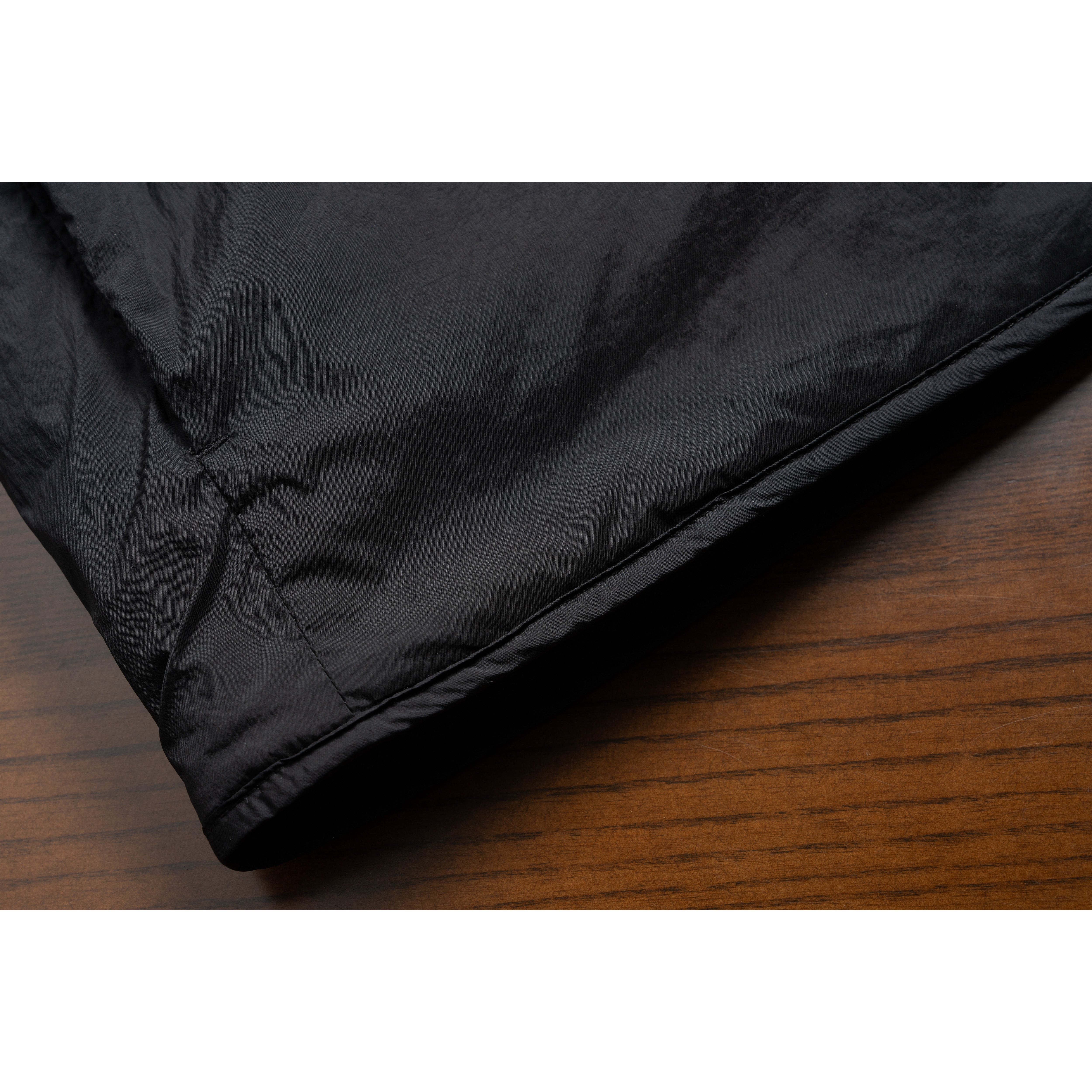 ショット丈　フード付き　綿入りジャケット
